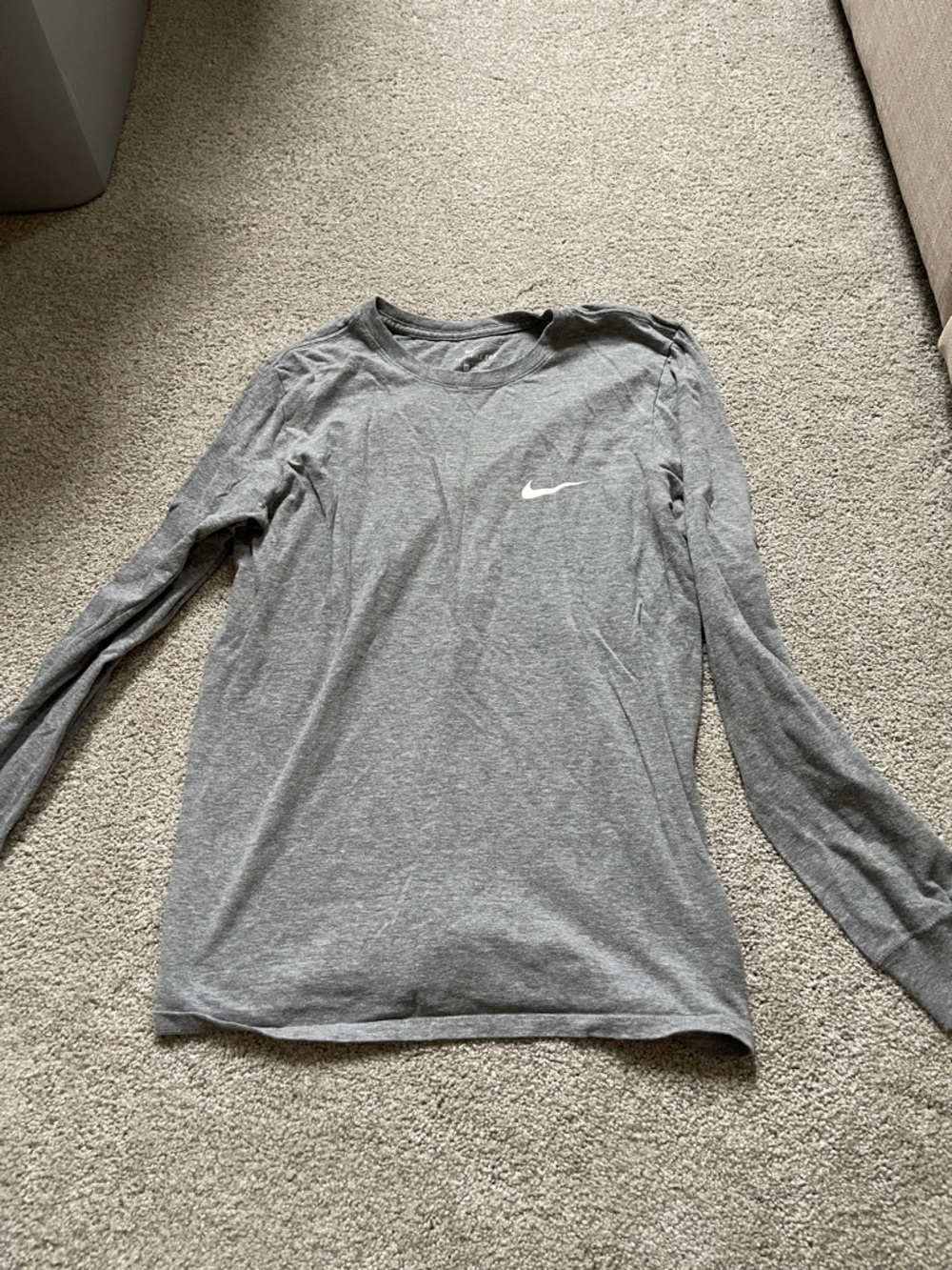 Nike Men’s Long-Sleeve Crew Shirt - Heather Gray with White Swoosh